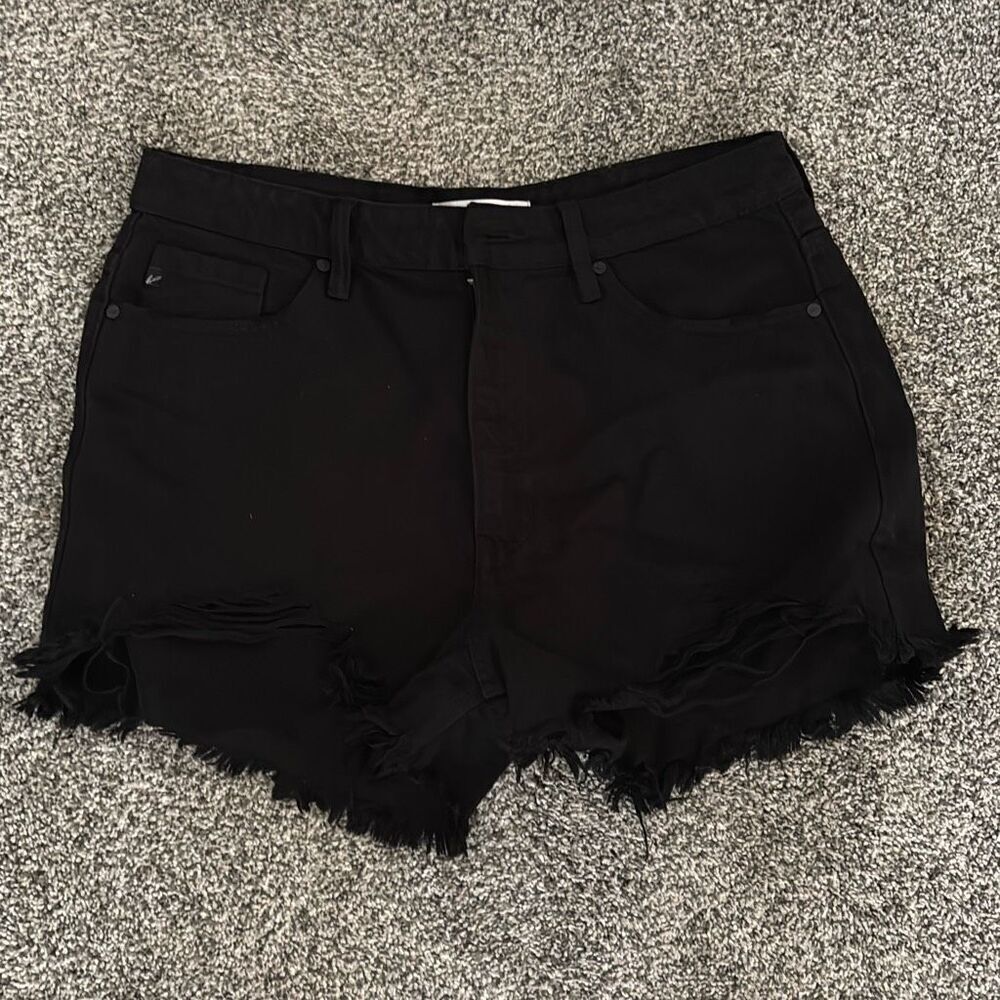 KanCan black denim shorts size XL. C16-4